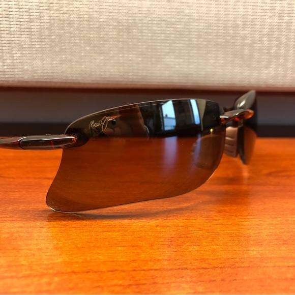 Maui Jim Sunglasses - Picture 6 of 16